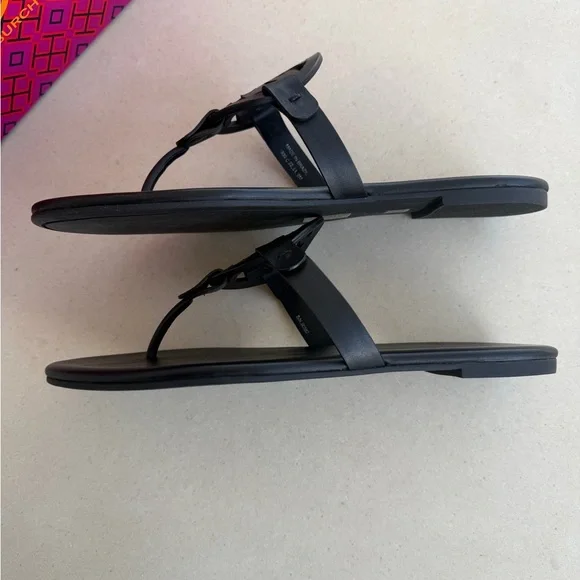 NIB TORY BURCH MILLER SOFT SANDAL  LEATHER PERFECT BLACK  WOMEN SIZE 9 - Picture 9 of 16